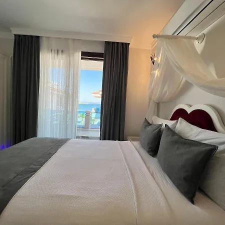 Rota Seaside Hotel *